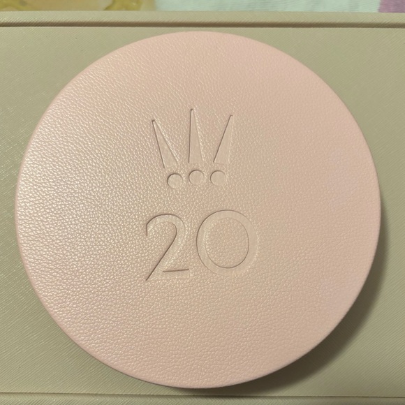 Pandora 20th Anniversary Charm Set - Picture 3 of 8